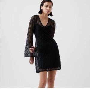 NWT French Connection Black Chevron Long Sleeve Dress